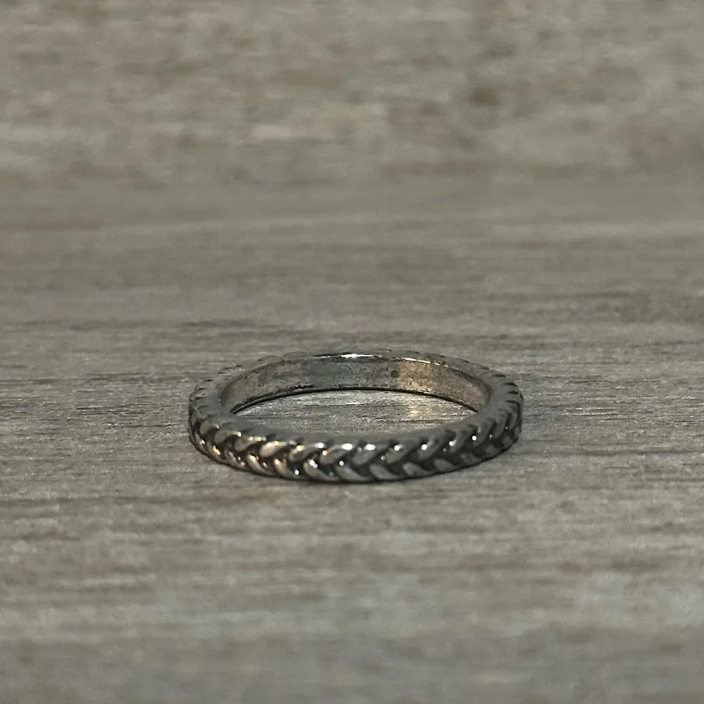 Assorted Silver Rings (Assorted Sizes) - Picture 3 of 6
